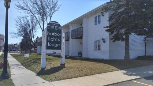 Kewaunee Hotel | Harbor Lights Lodge