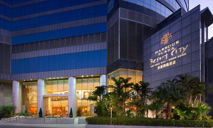 Tin Shui Wai Hotel | Harbour Plaza Resort City