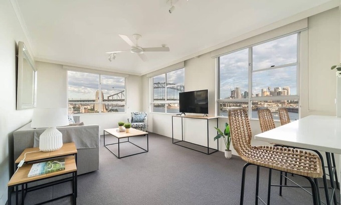 McMahons Point Apartment | Harbourside #49 Summa