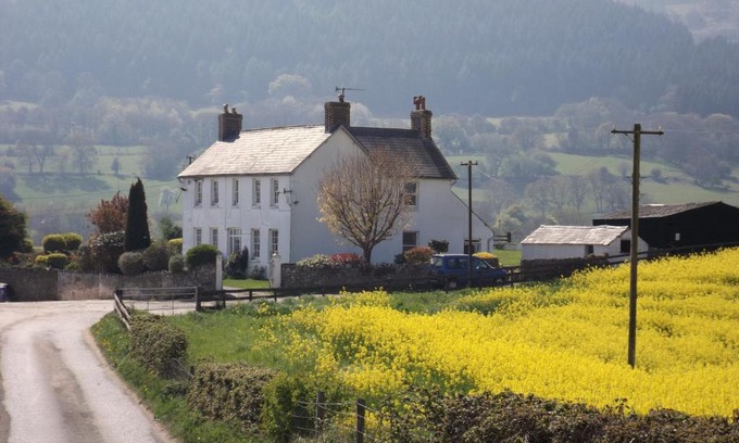 Abergavenny House | Hardwick Farm