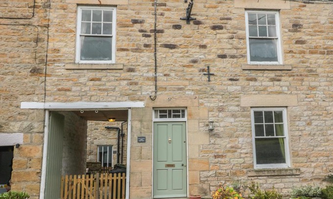 Catton House | Hare & Hounds House