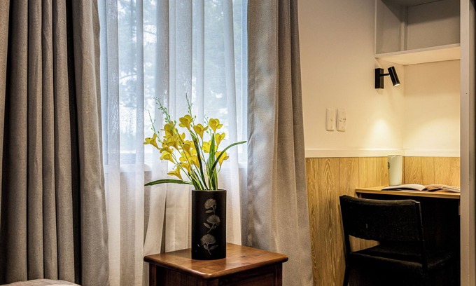 Christchurch Cabin | Harewood Lodge