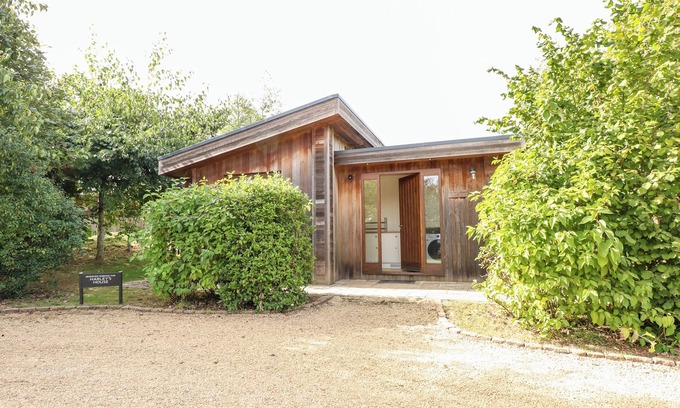 Barnsdale Cottage | HARLEY'S HOUSE, family friendly, with open fire in Exton, Rutland