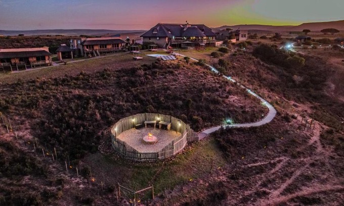 Brandwag Cabin | Hartenbos Private Game Lodge