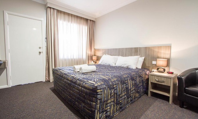 Gunnedah Hotel | Harvest Lodge Motel - Gunnedah