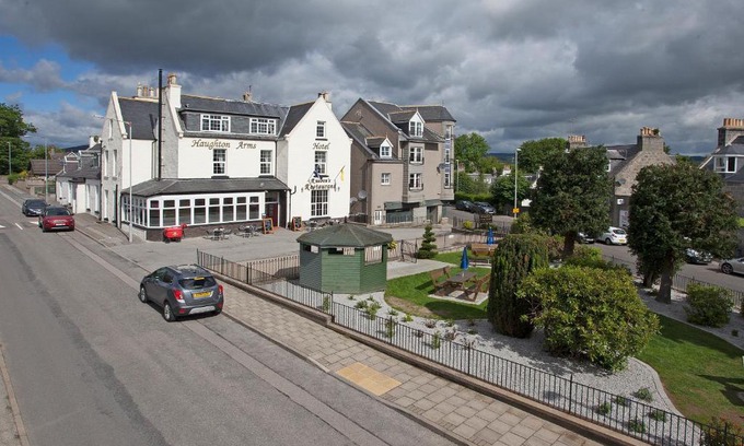 Alford Hotel | Haughton Arms Hotel