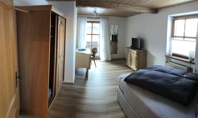 Blindau Apartment | Haus am Dürrach - Ein-Raum-Ferienwohnung (1)