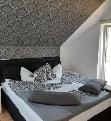 Zweifall Apartment | Haus am Hang; Ferienwohnung Fernblick