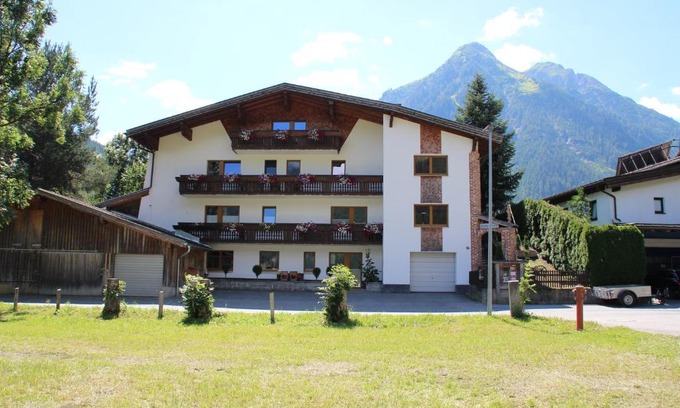 Bach Apartment | Haus Maria Larcher