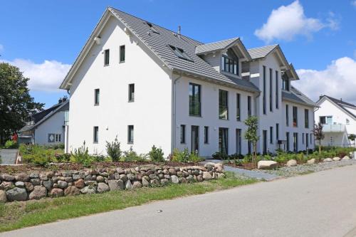 Thiessow Apartment | Haus Windrose Whg. 9 Seestern