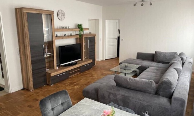 Brandenburg an der Havel Apartment | Havel Homes: Apartment mit 3 SZ und Netflix
