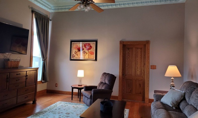 Strawberry Point Apartment | Haven Point is Spacious and Great for Families.