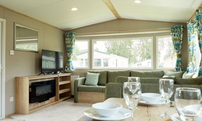 Hayling Island House | HayIing Island Silver 3 Bed Caravan SM003