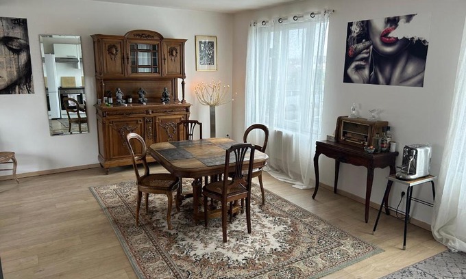 Tourcoing Apartment | Haylenes