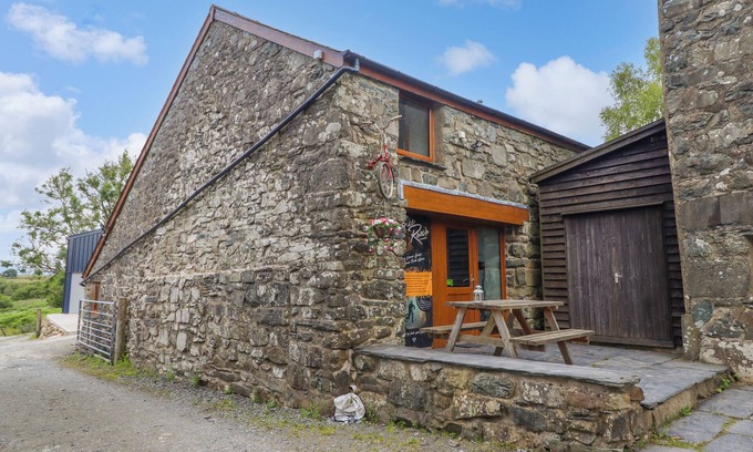 Snowdonia National Park Area Cottage | HAYLOFT BARN, pet friendly, character holiday cottage in Trawsfynydd