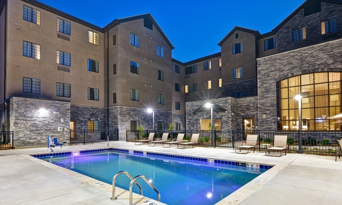 Mount Juliet Condo | Hearing Accessible Suite | Free Breakfast, Seasonal Outdoor Pool + Gym
