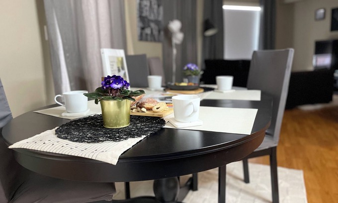 Downtown Edmonton Condo | Heart of Downtown Edmonton, walking distance to Rogers Place/LRT station