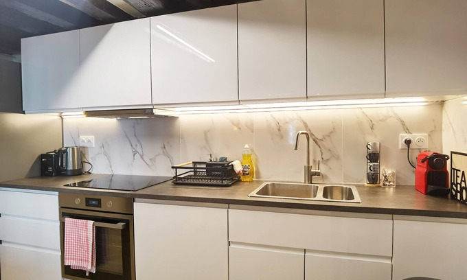 Quartier du Mail Apartment | Heart of Paris 75002/near metro/60m2 2 bdrs apt