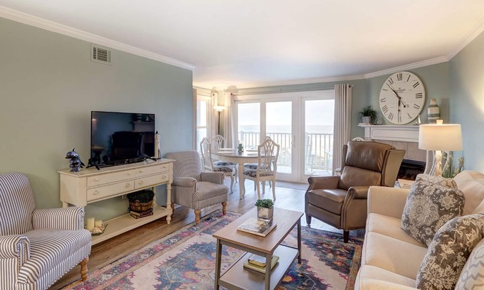Tybee Island Condo | Heated Pool Access | 5*Clean | Flex Cancelation
