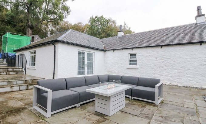 Kilcreggan Cottage | HEATHERBANK, family friendly, country holiday cottage in Garelochhead