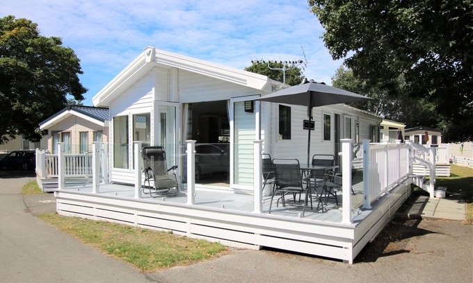 Mudeford House | 'Heathfield', A luxury lodge on the Sandhills Holiday Park Mudeford