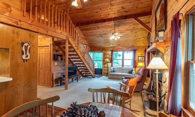 Mineral Bluff Cabin | Heaven’s Ridge⛰View🌲Private🏡12 Min 2 Blue Ridge 🚗🚂