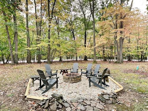 Blakeslee House | Heavenly Grove