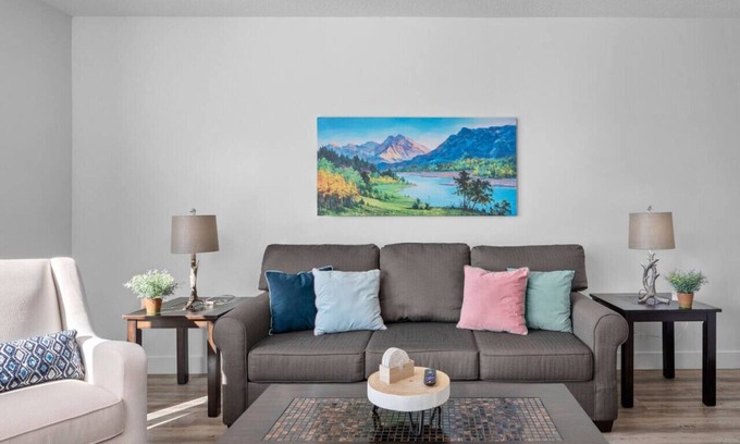 Sunset Heights Apartment | Heavenly Hideaway in Orem