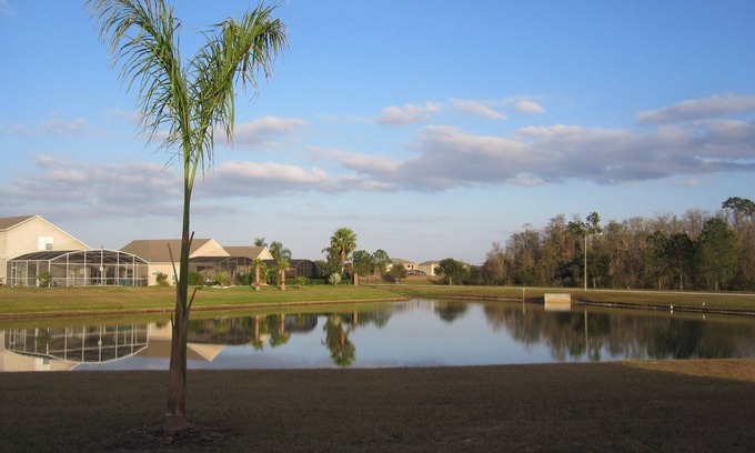 Crescent Lakes House | Heavenly Lakeside Retreat Near Disney, Orlando and Beaches