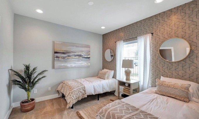 Greater Heights House | Heights House Centrally Located Luxury