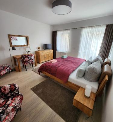 Oschersleben Apartment | Heine`s Hof