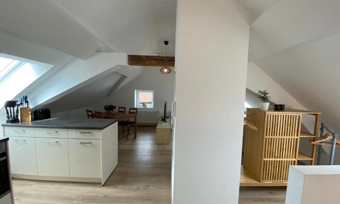 Dachau District Apartment | Helle 2 Zi. Wohnung nähe Flughafen München