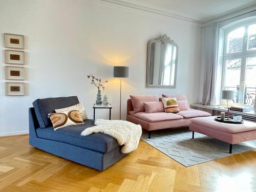 Wuppertal Apartment | Helle Altbauwohnung mit Balkon im Briller Viertel