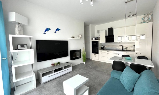 Dangast Apartment | Hello and welcome to Apartment Blauer Delfin!