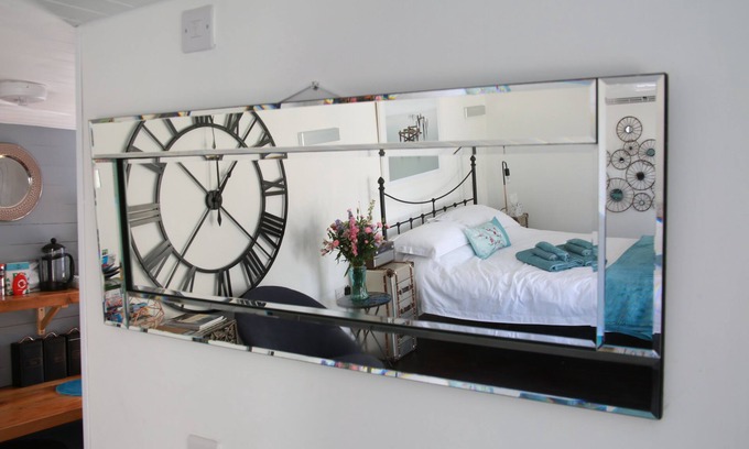 Whitstable Cabin | Hello Whitstable - Private Cabin at The Beach
