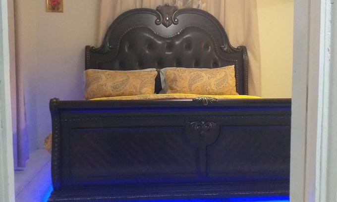 Portmore House | Hellshire king&queen beds 10 minutes walk from hellshire beach