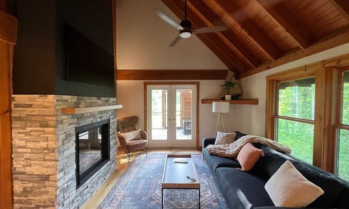 Bayfield House | Hemlock Chalet @ Brickyard Creek, Bayfield