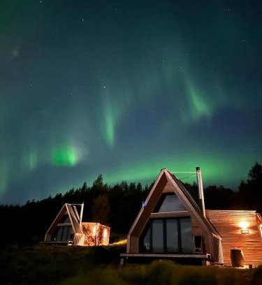 Hallormsstadur Ski Chalet | Hengifosslodge Tiny Houses