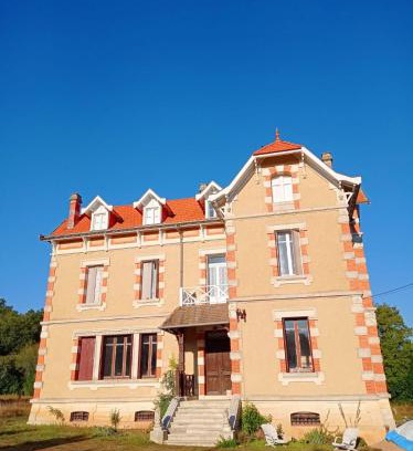 Aubigne House | Hennessy Hunting Estate