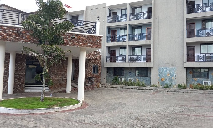 Nungua Hotel | Hensap Hotel