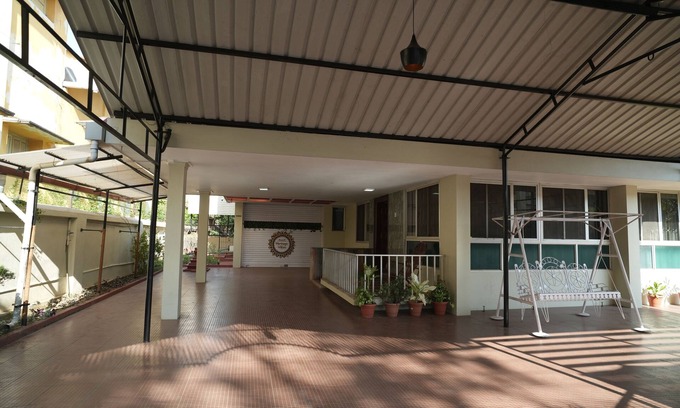 Lalbagh Villa | Heritage Garden Villa