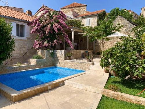Sutivan Villa | Heritage house Dvor