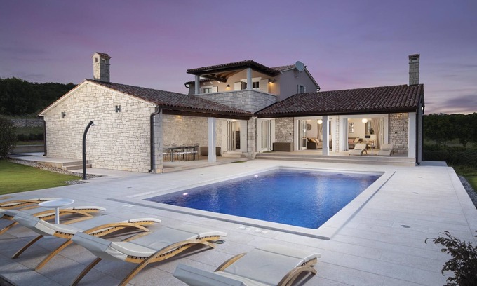 Krnica Villa | Heritage Villa Lilly