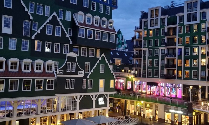 Zaandam Apartment | Hermitage Suits & Apartments - Amsterdam Zaandam