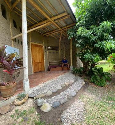 Vega de Alatorre Cabin | Hermosa Casa Bambú