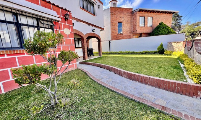 La Magdalena House | Hermosa casa en el centro de Tequisquiapan, 24 personas
