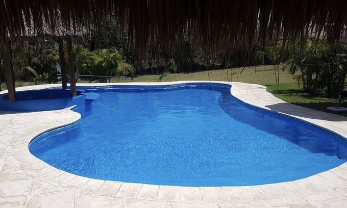 Monterrico Ski Chalet | Hermosa casa en el Gariton Monterrico, cerca de la playa
