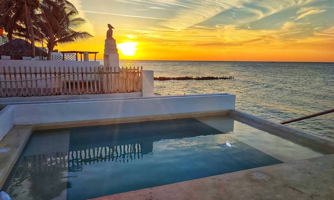 Chelem House | Hermosa Casa Junto al Mar