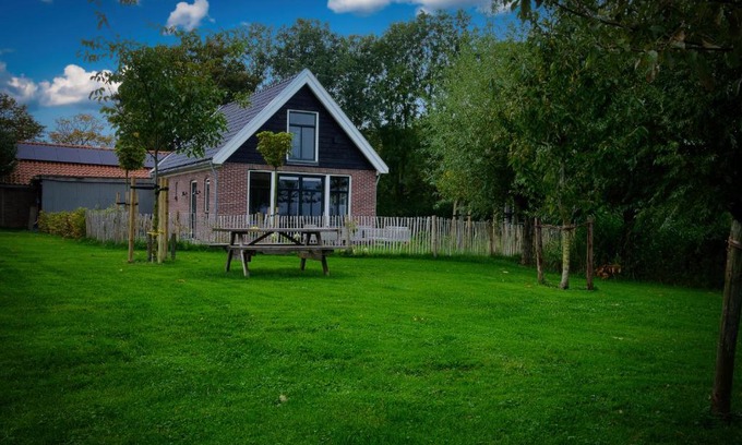 Municipality of Opmeer House | Het Gouwe Boetje