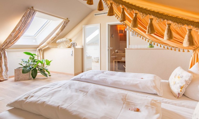 Umkirch Hotel | Heuboden Hotel Landhaus Blum